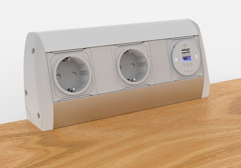 Poco-Schuko-TUF-25W-1