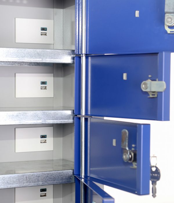 QikFit-TUF5a-in-multi-lockers